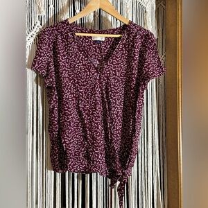 Maroon shirt sleeve blouse